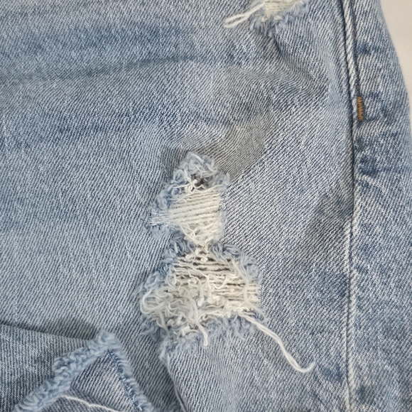 Madewell, The Perfect Jean Short - Picture 4 of 15